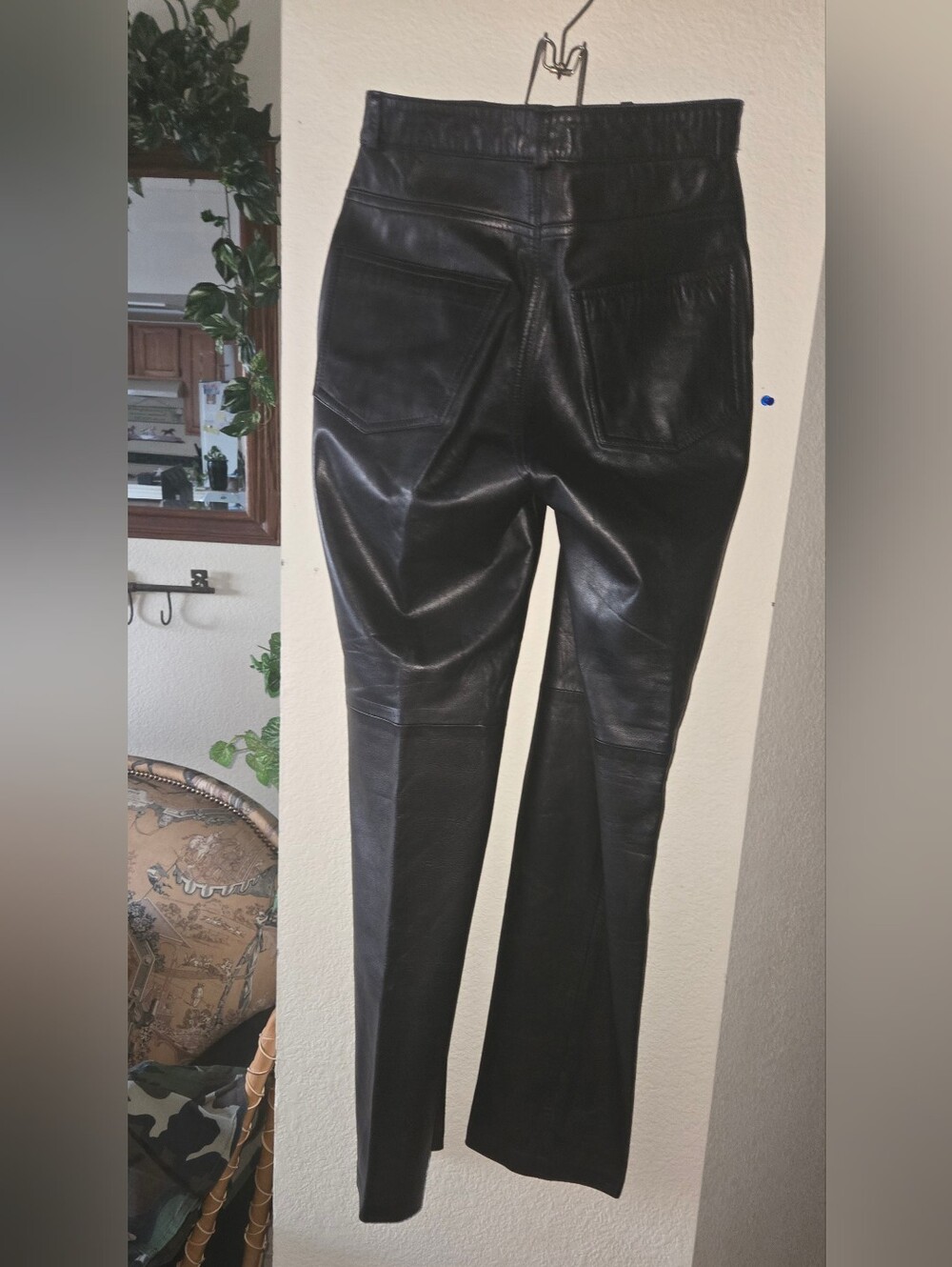 Vintage REAL LEATHER. 13 1/2" Waist 32" Inseam